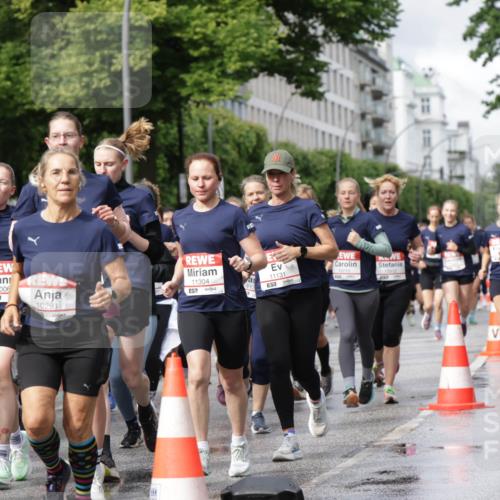 14.06.2026 - REWE Women's Run Jannik Wohlers http://msf.ph/oto/9795514 14.06.2026 09:09:39 Laufen 8, 00, 1006, 7, 10291, 11304, 57, 11131, 10210 meine-sportfotos.de