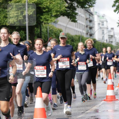 14.06.2026 - REWE Women's Run Jannik Wohlers http://msf.ph/oto/9795527 14.06.2026 09:09:39 Laufen 6, 00, 57, 0010291, 70, 11304, 7, 11131, 7, 10210 meine-sportfotos.de