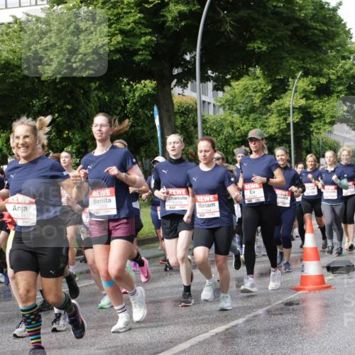 14.06.2026 - REWE Women's Run Jannik Wohlers http://msf.ph/oto/9795540 14.06.2026 09:09:41 Laufen 77, 1262, 10291, 10279, 57, 10070, 11131 meine-sportfotos.de