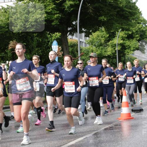 14.06.2026 - REWE Women's Run Jannik Wohlers http://msf.ph/oto/9795559 14.06.2026 09:09:41 Laufen 6, 00, 10291, 10279, 11304, 11131, 11332 meine-sportfotos.de
