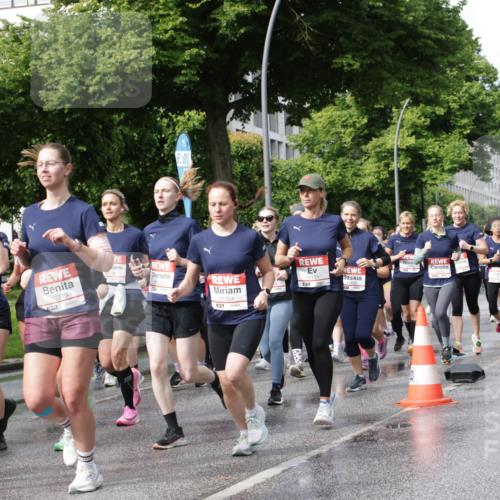 14.06.2026 - REWE Women's Run Jannik Wohlers http://msf.ph/oto/9795561 14.06.2026 09:09:41 Laufen 10291, 10279, 57, 6, 00, 11131, 11304 meine-sportfotos.de