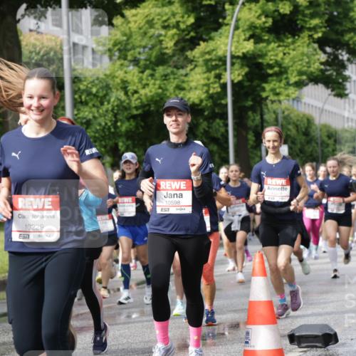 14.06.2026 - REWE Women's Run Jannik Wohlers http://msf.ph/oto/9795665 14.06.2026 09:09:47 Laufen 10229, 10598 meine-sportfotos.de