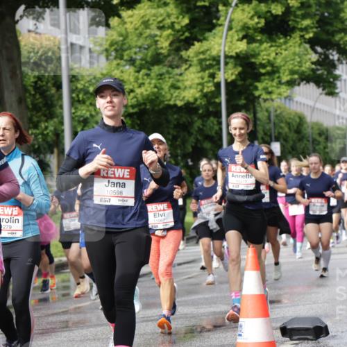 14.06.2026 - REWE Women's Run Jannik Wohlers http://msf.ph/oto/9795686 14.06.2026 09:09:47 Laufen 279, 10598, 7, 11067, 10377, 7 meine-sportfotos.de