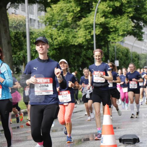 14.06.2026 - REWE Women's Run Jannik Wohlers http://msf.ph/oto/9795690 14.06.2026 09:09:47 Laufen 10042, 77, 279, 10598, 11067, 7, 10377, 57, 502, 22 meine-sportfotos.de