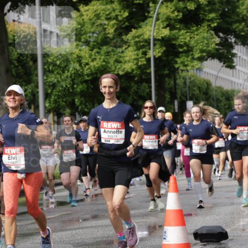 14.06.2026 - REWE Women's Run Jannik Wohlers http://msf.ph/oto/9795704 14.06.2026 09:09:48 Laufen 10768, 57, 11067, 10377, 1112, 7, 11155, 90, 02, 22 meine-sportfotos.de
