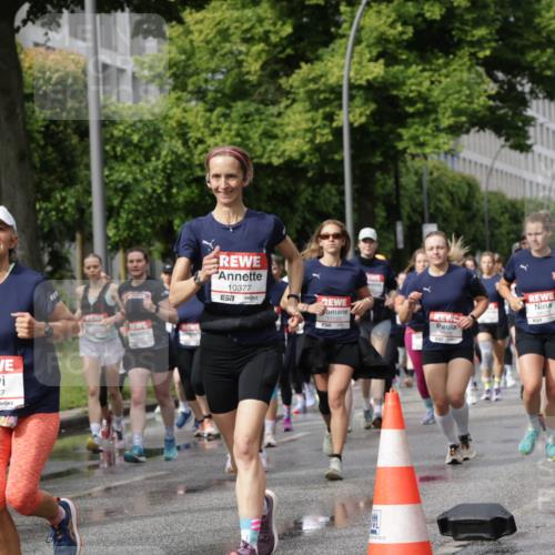 14.06.2026 - REWE Women's Run Jannik Wohlers http://msf.ph/oto/9795711 14.06.2026 09:09:48 Laufen 10768, 11067, 10377, 57, 11155, 93, 02, 22, 1117 meine-sportfotos.de