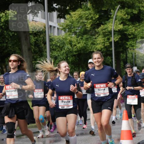 14.06.2026 - REWE Women's Run Jannik Wohlers http://msf.ph/oto/9795745 14.06.2026 09:09:51 Laufen 10344, 11155, 657, 10828, 10976, 1238, 11179, 7, 10940 meine-sportfotos.de