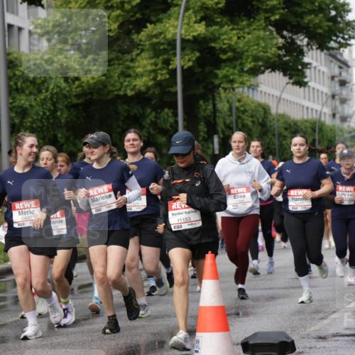 14.06.2026 - REWE Women's Run Jannik Wohlers http://msf.ph/oto/9795810 14.06.2026 09:09:53 Laufen 10940, 571, 10602, 8577, 287, 10995, 1325, 10517, 11444, 11153, 57, 57 meine-sportfotos.de