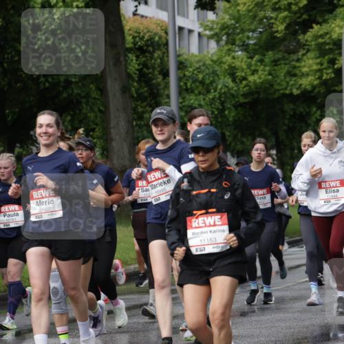 14.06.2026 - REWE Women's Run Jannik Wohlers http://msf.ph/oto/9795843 14.06.2026 09:09:55 Laufen 112, 10995, 657, 10349, 651, 10761, 10602, 857, 11153, 57, 101, 11444, 51, 10517, 57 meine-sportfotos.de