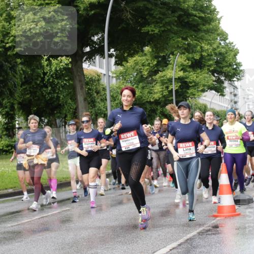 14.06.2026 - REWE Women's Run Jannik Wohlers http://msf.ph/oto/9795859 14.06.2026 09:10:02 Laufen 11208, 651, 10879, 1 meine-sportfotos.de