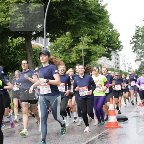 14.06.2026 - REWE Women's Run Jannik Wohlers http://msf.ph/oto/9795899 14.06.2026 09:10:03 Laufen 11208, 7, 10879, 11107, 10222, 10104 meine-sportfotos.de