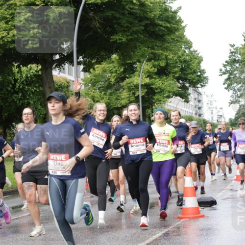 14.06.2026 - REWE Women's Run Jannik Wohlers http://msf.ph/oto/9795906 14.06.2026 09:10:03 Laufen 11208, 10879, 11107, 10222, 10193 meine-sportfotos.de