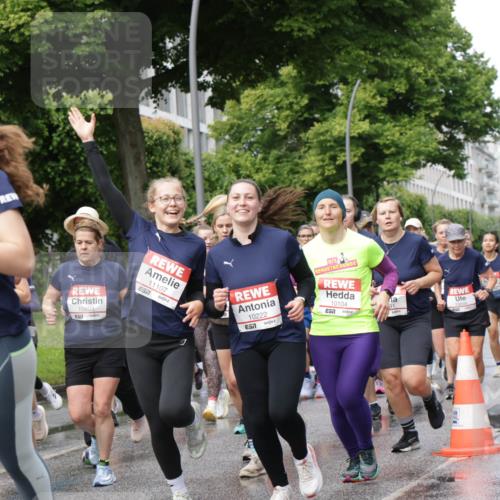 14.06.2026 - REWE Women's Run Jannik Wohlers http://msf.ph/oto/9795919 14.06.2026 09:10:04 Laufen 10879, 10603, 7, 11107, 7, 10222, 6517, 10104, 57, 91 meine-sportfotos.de