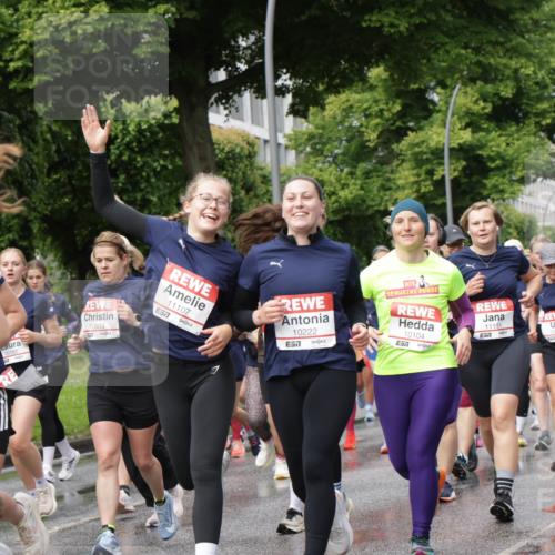 14.06.2026 - REWE Women's Run Jannik Wohlers http://msf.ph/oto/9795929 14.06.2026 09:10:04 Laufen 879, 10603, 57, 11107, 7, 10222, 7, 10104, 11191 meine-sportfotos.de