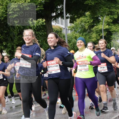 14.06.2026 - REWE Women's Run Jannik Wohlers http://msf.ph/oto/9795947 14.06.2026 09:10:04 Laufen 11107, 57, 10082, 7, 10222, 57, 10104, 11191 meine-sportfotos.de