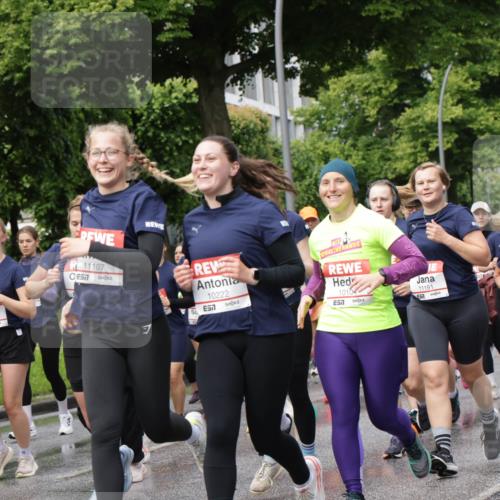 14.06.2026 - REWE Women's Run Jannik Wohlers http://msf.ph/oto/9795949 14.06.2026 09:10:04 Laufen 10082, 11107, 57, 10222, 57, 1010, 11191 meine-sportfotos.de