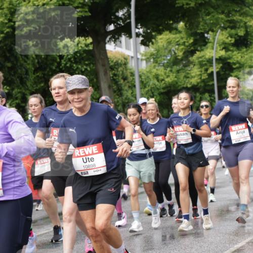 14.06.2026 - REWE Women's Run Jannik Wohlers http://msf.ph/oto/9796014 14.06.2026 09:10:07 Laufen 10482, 57, 10898, 7, 11091, 10875, 657 meine-sportfotos.de