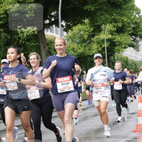14.06.2026 - REWE Women's Run Jannik Wohlers http://msf.ph/oto/9796043 14.06.2026 09:10:09 Laufen 10, 57, 11027, 11091, 106, 57, 10709, 5577, 10875, 7, 10831 meine-sportfotos.de