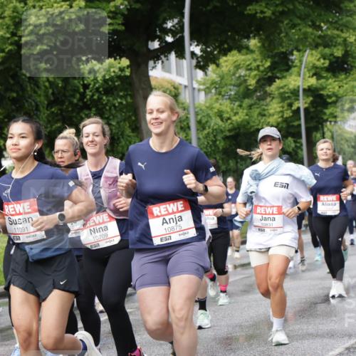 14.06.2026 - REWE Women's Run Jannik Wohlers http://msf.ph/oto/9796053 14.06.2026 09:10:09 Laufen 11027, 7, 11091, 10709, 7, 10875, 7, 7, 10831 meine-sportfotos.de
