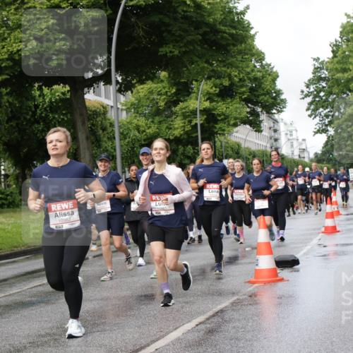 14.06.2026 - REWE Women's Run Jannik Wohlers http://msf.ph/oto/9796081 14.06.2026 09:10:11 Laufen 10064, 10982, 657, 10983, 10558 meine-sportfotos.de