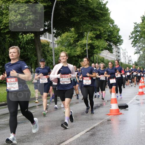 14.06.2026 - REWE Women's Run Jannik Wohlers http://msf.ph/oto/9796094 14.06.2026 09:10:11 Laufen 10868, 10982, 657, 10983, 10558 meine-sportfotos.de