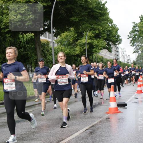 14.06.2026 - REWE Women's Run Jannik Wohlers http://msf.ph/oto/9796097 14.06.2026 09:10:12 Laufen 10868, 10982, 7, 10983 meine-sportfotos.de