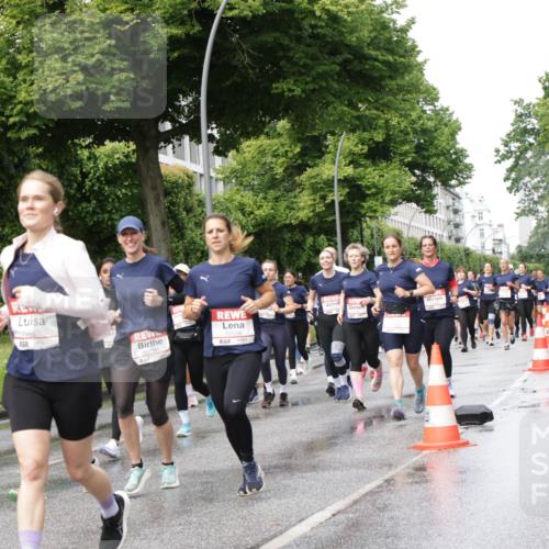 14.06.2026 - REWE Women's Run Jannik Wohlers http://msf.ph/oto/9796113 14.06.2026 09:10:13 Laufen 10883, 10558, 657 meine-sportfotos.de