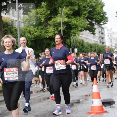 14.06.2026 - REWE Women's Run Jannik Wohlers http://msf.ph/oto/9796126 14.06.2026 09:10:15 Laufen 11516, 577, 10556, 7, 11384, 7, 0222 meine-sportfotos.de