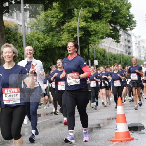 14.06.2026 - REWE Women's Run Jannik Wohlers http://msf.ph/oto/9796128 14.06.2026 09:10:15 Laufen 1, 16, 10556, 57, 11384, 11044 meine-sportfotos.de
