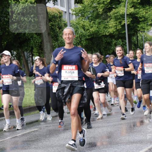 14.06.2026 - REWE Women's Run Jannik Wohlers http://msf.ph/oto/9796188 14.06.2026 09:10:19 Laufen 10078, 11452, 10199, 10561, 7, 57, 187, 11002, 10410, 65 meine-sportfotos.de