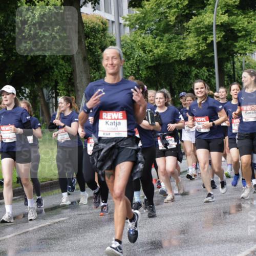 14.06.2026 - REWE Women's Run Jannik Wohlers http://msf.ph/oto/9796190 14.06.2026 09:10:19 Laufen 10078, 11452, 10199, 10561, 57, 10410, 657 meine-sportfotos.de