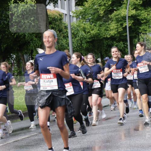 14.06.2026 - REWE Women's Run Jannik Wohlers http://msf.ph/oto/9796202 14.06.2026 09:10:19 Laufen 10078, 7, 11452, 10199, 10561, 0276, 11187, 11000, 10410 meine-sportfotos.de