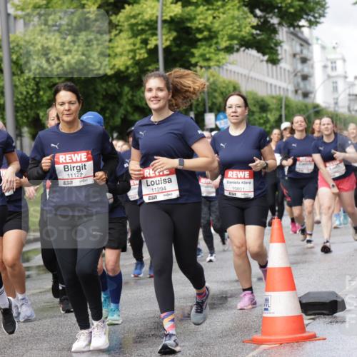 14.06.2026 - REWE Women's Run Jannik Wohlers http://msf.ph/oto/9796387 14.06.2026 09:10:35 Laufen 780, 201, 10479, 57, 11122, 657, 11294, 7, 10801, 7, 302, 22 meine-sportfotos.de