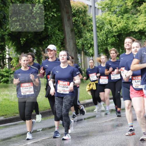 14.06.2026 - REWE Women's Run Jannik Wohlers http://msf.ph/oto/9796461 14.06.2026 09:10:39 Laufen 5, 10323, 7, 10406, 1044, 112, 7 meine-sportfotos.de