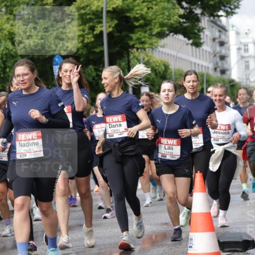 14.06.2026 - REWE Women's Run Jannik Wohlers http://msf.ph/oto/9796507 14.06.2026 09:10:43 Laufen 11118, 657, 11294, 7, 10064, 7, 10890, 57, 100, 11448, 67, 11196, 10902, 02, 22 meine-sportfotos.de