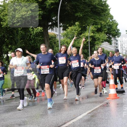 14.06.2026 - REWE Women's Run Jannik Wohlers http://msf.ph/oto/9796523 14.06.2026 09:10:44 Laufen 10432, 57, 11118, 57, 10064 meine-sportfotos.de