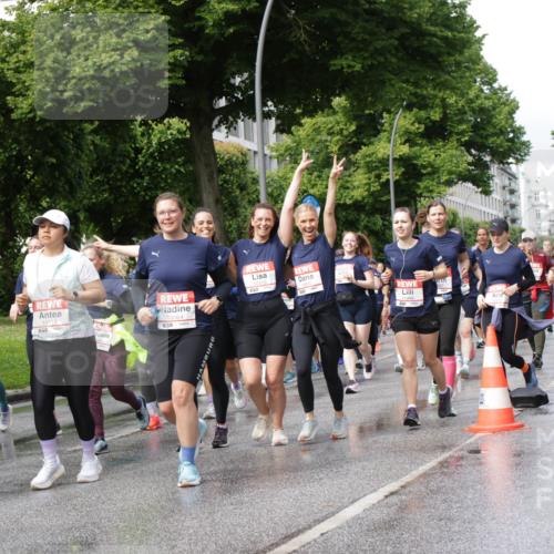 14.06.2026 - REWE Women's Run Jannik Wohlers http://msf.ph/oto/9796534 14.06.2026 09:10:44 Laufen 10432, 11118, 51, 10064 meine-sportfotos.de