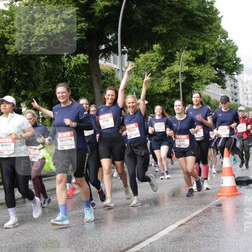 14.06.2026 - REWE Women's Run Jannik Wohlers http://msf.ph/oto/9796549 14.06.2026 09:10:44 Laufen 10432, 11118, 10980, 10064, 11448 meine-sportfotos.de