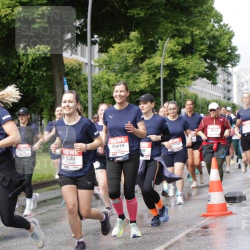 14.06.2026 - REWE Women's Run Jannik Wohlers http://msf.ph/oto/9796578 14.06.2026 09:10:45 Laufen 112, 7, 11448, 10567 meine-sportfotos.de
