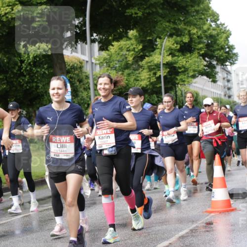 14.06.2026 - REWE Women's Run Jannik Wohlers http://msf.ph/oto/9796588 14.06.2026 09:10:46 Laufen 10890, 11448, 10567, 517 meine-sportfotos.de
