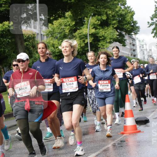 14.06.2026 - REWE Women's Run Jannik Wohlers http://msf.ph/oto/9796629 14.06.2026 09:10:49 Laufen 7, 10913, 251, 10058, 7, 11483 meine-sportfotos.de
