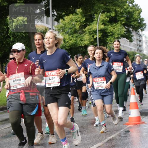14.06.2026 - REWE Women's Run Jannik Wohlers http://msf.ph/oto/9796652 14.06.2026 09:10:49 Laufen 10474, 7, 10913, 10058, 7, 11483, 6577, 11397 meine-sportfotos.de
