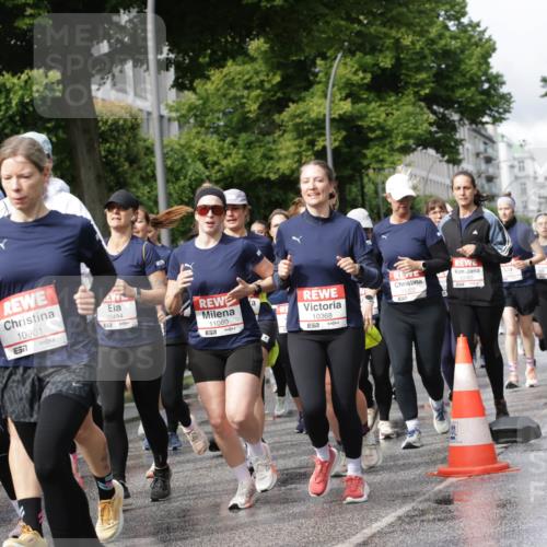 14.06.2026 - REWE Women's Run Jannik Wohlers http://msf.ph/oto/9796708 14.06.2026 09:10:53 Laufen 1016, 517, 657, 10901, 10494, 11080, 10368, 10753, 10774 meine-sportfotos.de