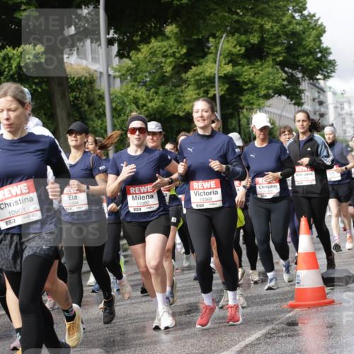 14.06.2026 - REWE Women's Run Jannik Wohlers http://msf.ph/oto/9796710 14.06.2026 09:10:53 Laufen 10901, 57, 517, 10494, 11080, 10368, 5 meine-sportfotos.de