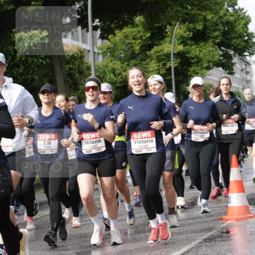 14.06.2026 - REWE Women's Run Jannik Wohlers http://msf.ph/oto/9796731 14.06.2026 09:10:54 Laufen 10901, 517, 10494, 57, 11080, 7, 10368, 11222, 7 meine-sportfotos.de