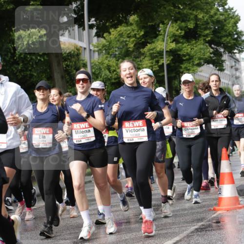 14.06.2026 - REWE Women's Run Jannik Wohlers http://msf.ph/oto/9796734 14.06.2026 09:10:54 Laufen 10901, 517, 79, 10494, 11080, 10368, 57, 11222, 10774 meine-sportfotos.de