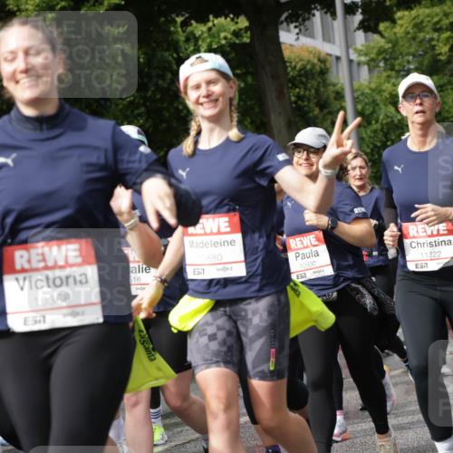 14.06.2026 - REWE Women's Run Jannik Wohlers http://msf.ph/oto/9796746 14.06.2026 09:10:55 Laufen 10368, 516, 10880, 6517, 10900, 11222, 10774, 57 meine-sportfotos.de