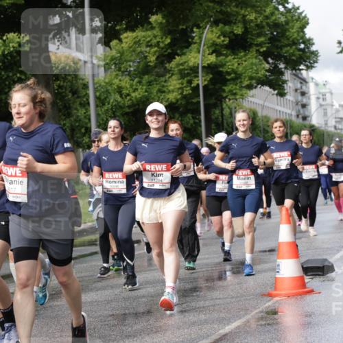 14.06.2026 - REWE Women's Run Jannik Wohlers http://msf.ph/oto/9796802 14.06.2026 09:11:00 Laufen 10683, 2577, 617, 11264, 10646, 7, 1, 900 meine-sportfotos.de