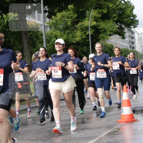 14.06.2026 - REWE Women's Run Jannik Wohlers http://msf.ph/oto/9796820 14.06.2026 09:11:00 Laufen 10683, 6577, 10617, 577, 10050, 11264, 10588, 10646 meine-sportfotos.de