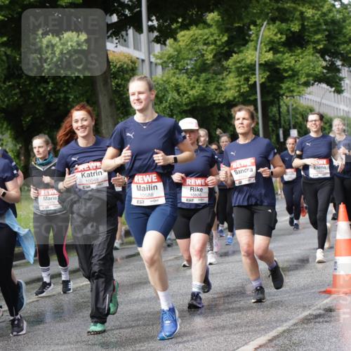 14.06.2026 - REWE Women's Run Jannik Wohlers http://msf.ph/oto/9796832 14.06.2026 09:11:02 Laufen 10376, 10048, 10588, 10826, 7, 11144, 10049, 57, 10544 meine-sportfotos.de